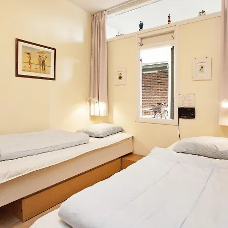 Xxv Apartment
